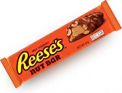 Шоколадный батончик Hersheys Reeses Nut Bar с орехами 47 грамм